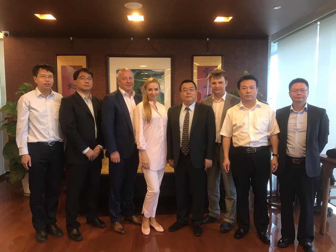 2017年5月15日上午，我公司董事长周立军参加＂一带一路＂国际合作高峰论坛